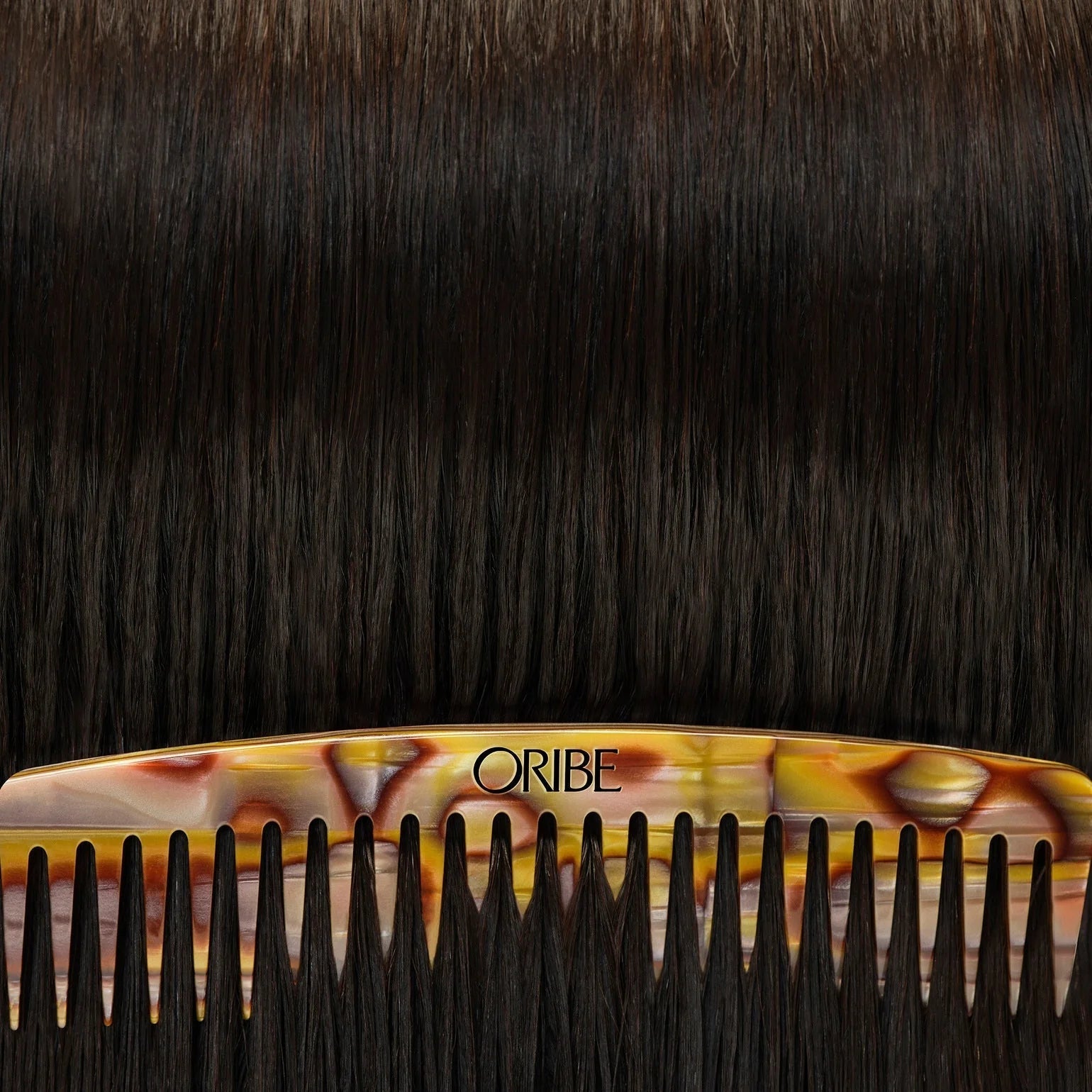 Oribe Resin Wide Tooth Comb must-hair